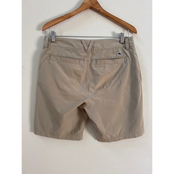 Vineyard Vines Fairway Golf Performance Shorts Khaki Size 30 Travel Preppy Basic - Picture 2 of 4